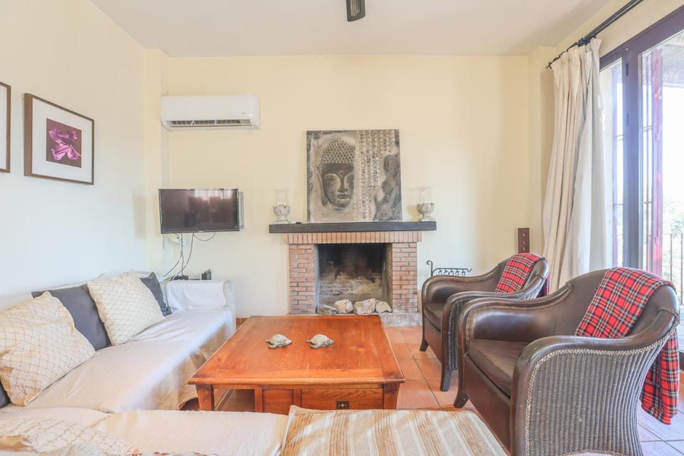 Living room, air conditioner