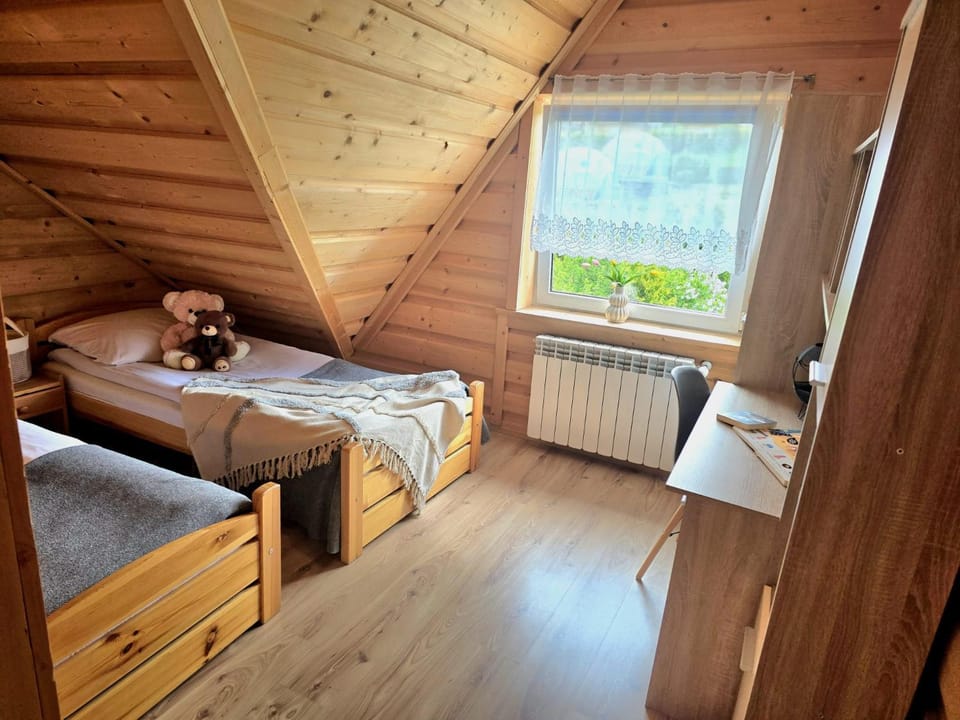 Grota zbójnicka apartament i pokoje Bed and Breakfast in Lesser Poland Voivodeship