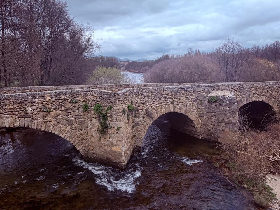 Nearby landmark, Natural landscape, River view