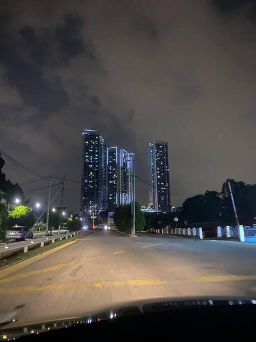 Urban stylish condo with city view Apartment in Federal Territory of Kuala Lumpur