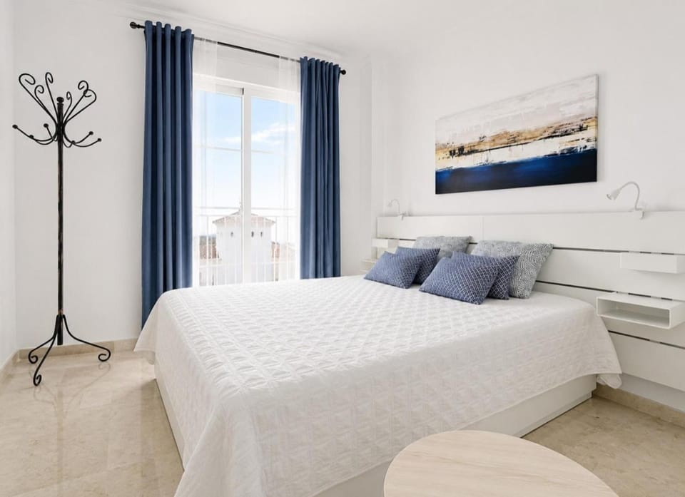 Cozy and quiet apartment with sea views Apartment in Costa del Sol