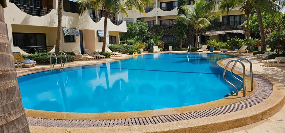 Appart Saly 3ch 3sb - Piscine - Plage jusqu'à 5 pers Apartment in Saly