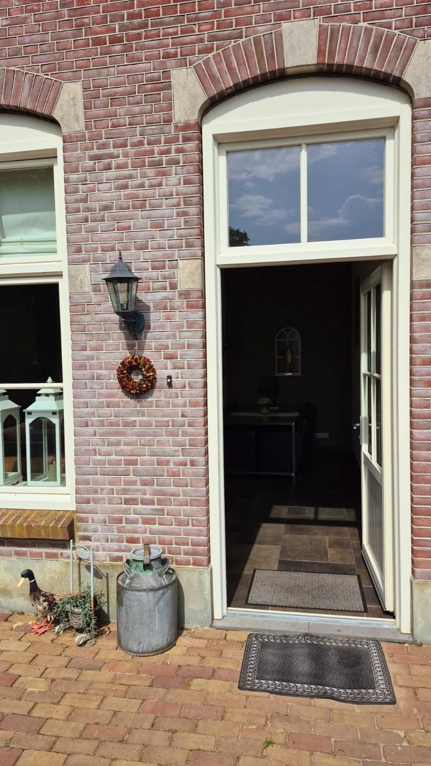 Landhuis onder de lindeboom House in Overijssel (province)