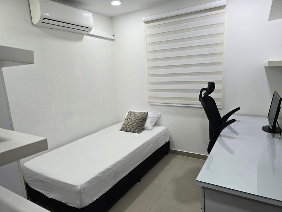 Photo of the whole room, Seating area, air conditioner
