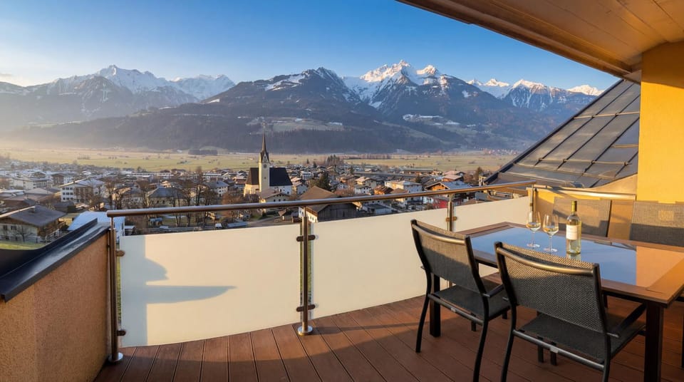 Balcony/Terrace, Seasons