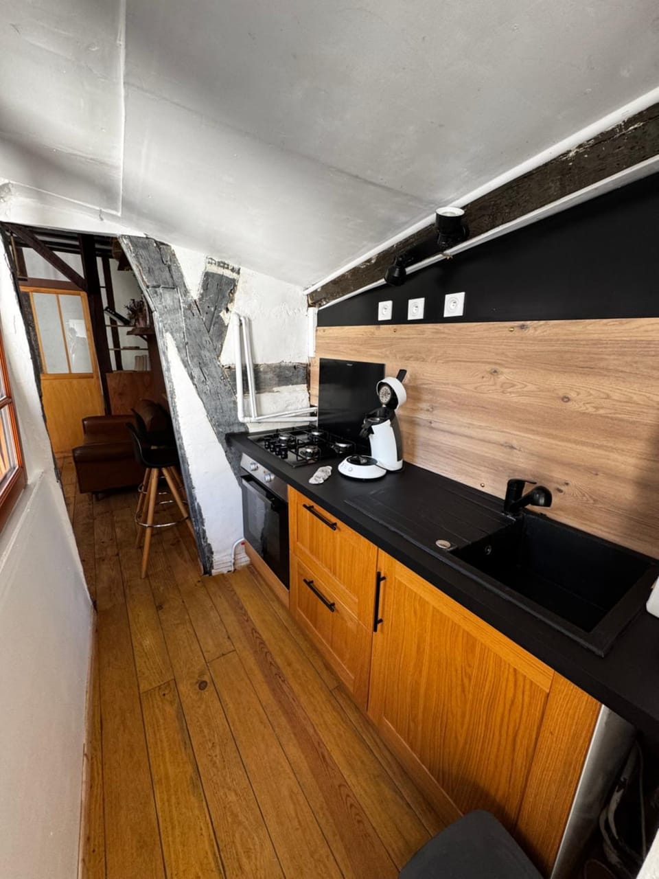 Kitchen or kitchenette, stove