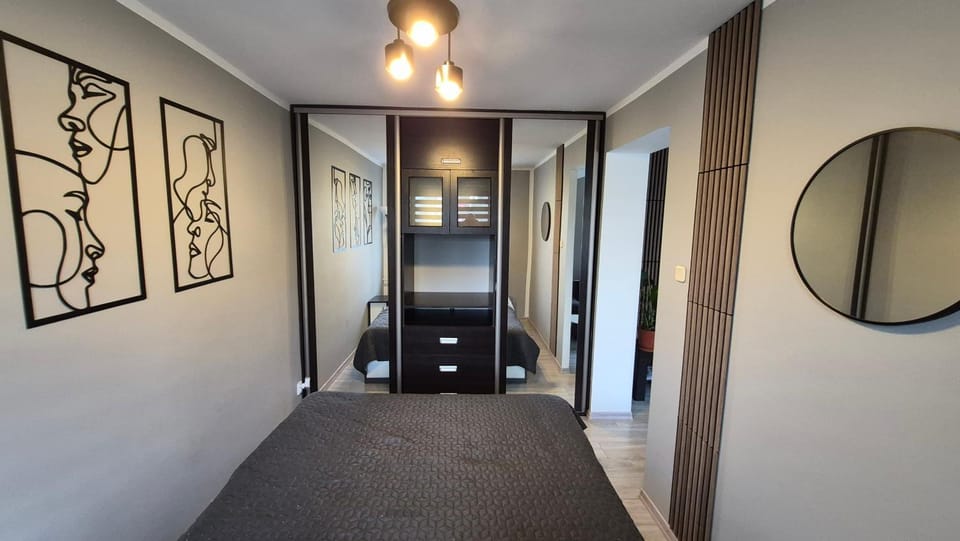 Bella Piaskowa Góra Apartment in Lower Silesian Voivodeship