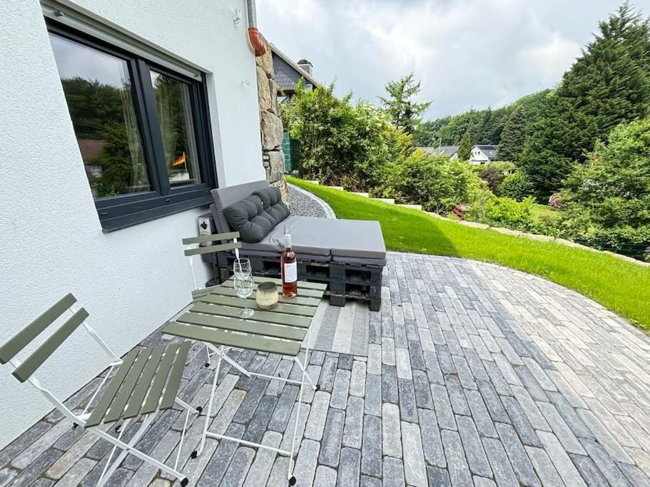 Natural landscape, Garden, Seating area