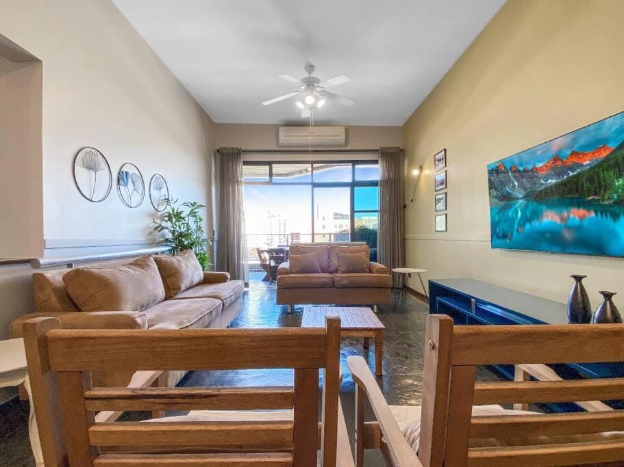 TV and multimedia, Living room, Seating area