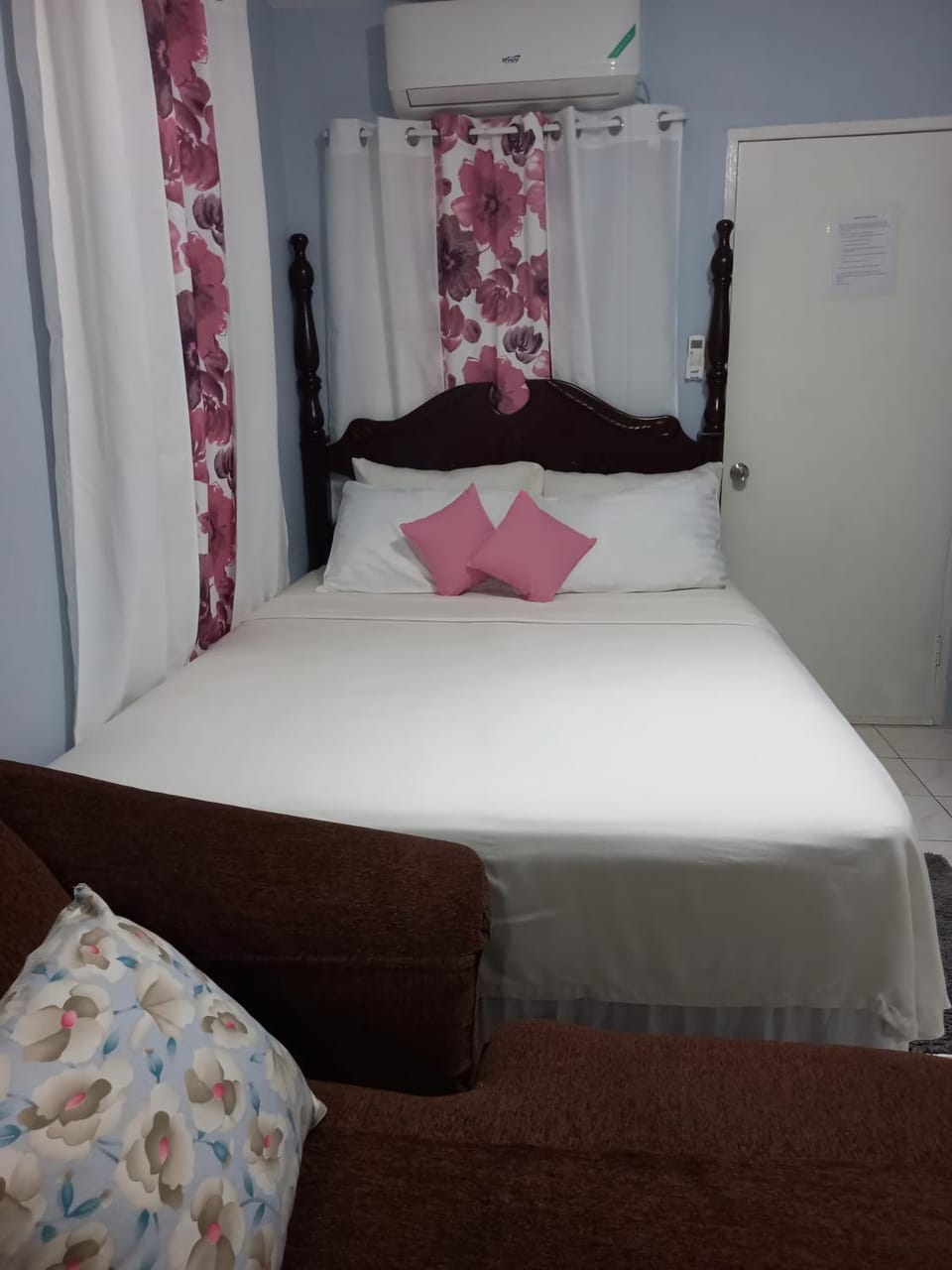Sunny Space Apartment in Portmore