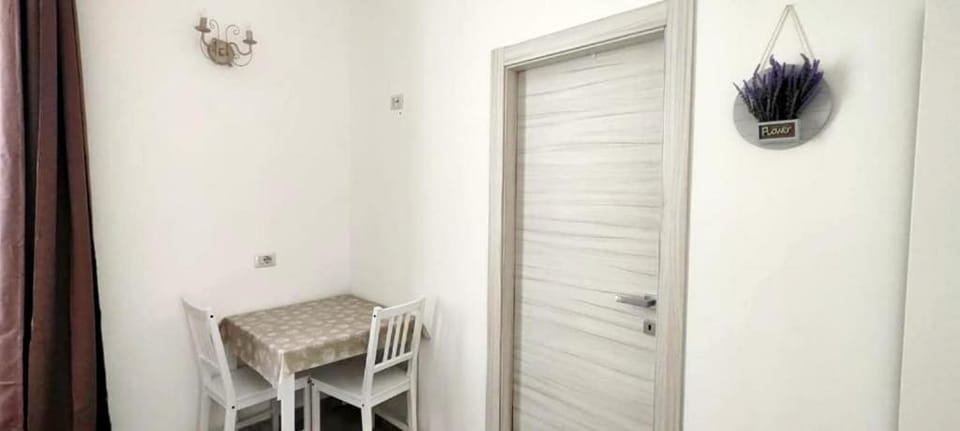 Le Quattro Stagioni Bed and Breakfast in Genoa