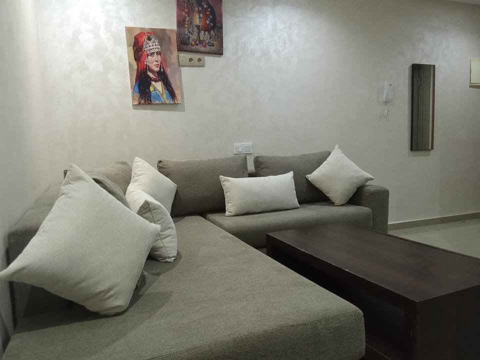 Appartement spacieux & piscines Apartment in Souss-Massa