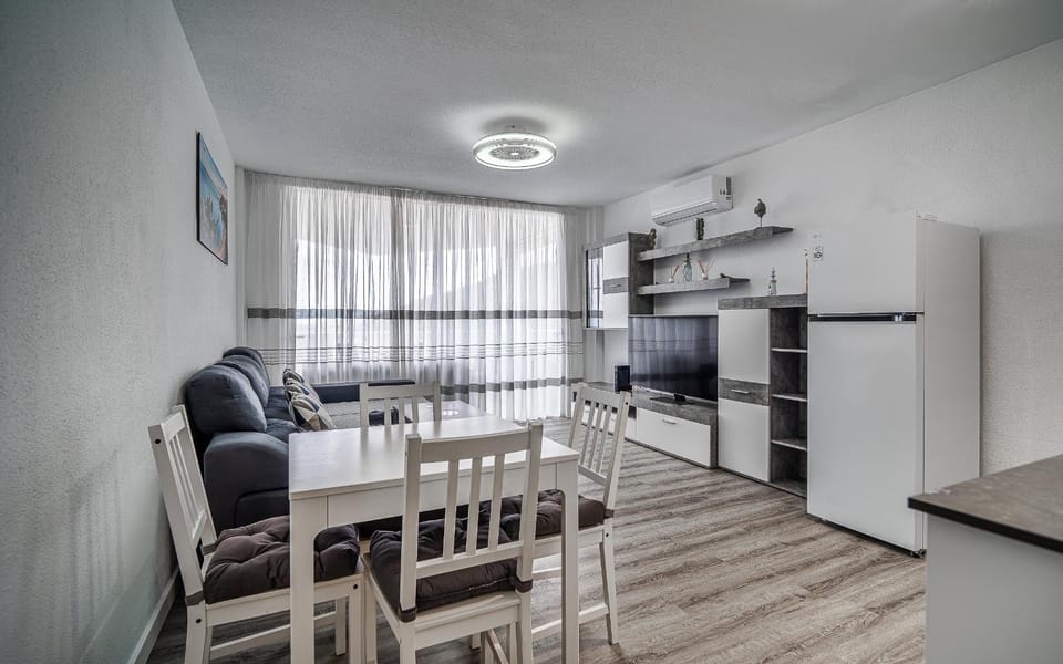 Living room, air conditioner