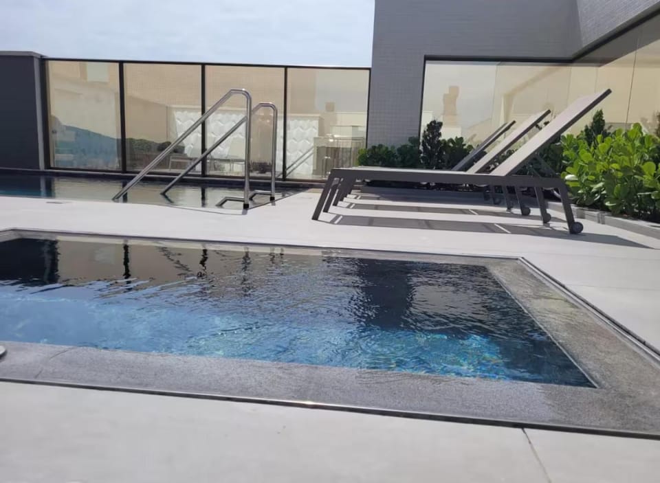 Apartamento completo novo, praia de Bombas com piscina aquecida Apartment in Porto Belo