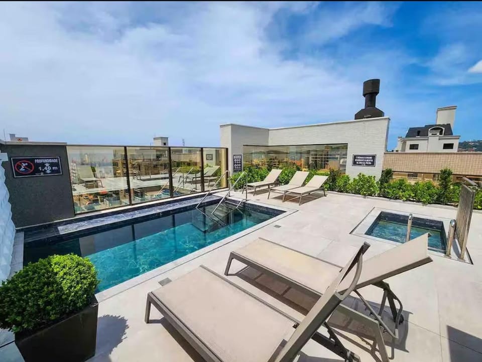 Apartamento completo novo, praia de Bombas com piscina aquecida Apartment in Porto Belo