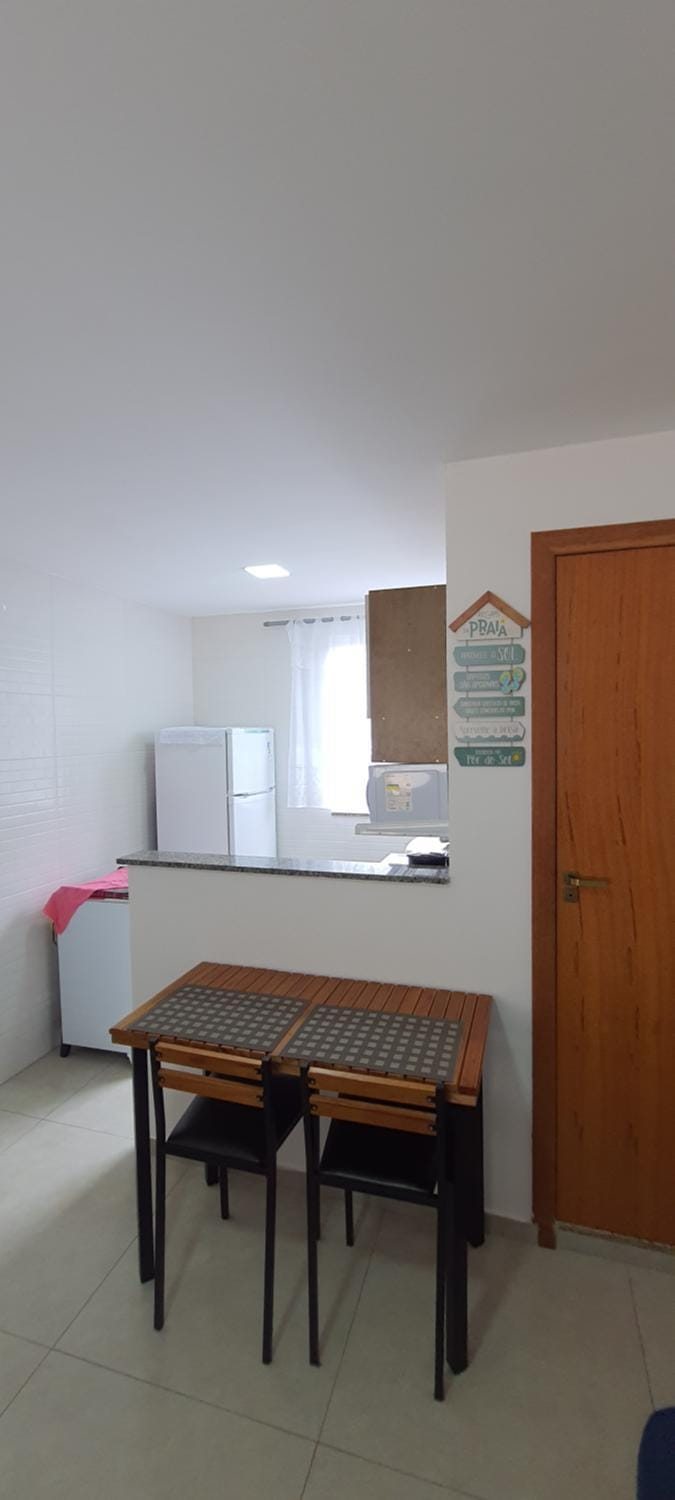 Kitchen or kitchenette, Dining area, oven