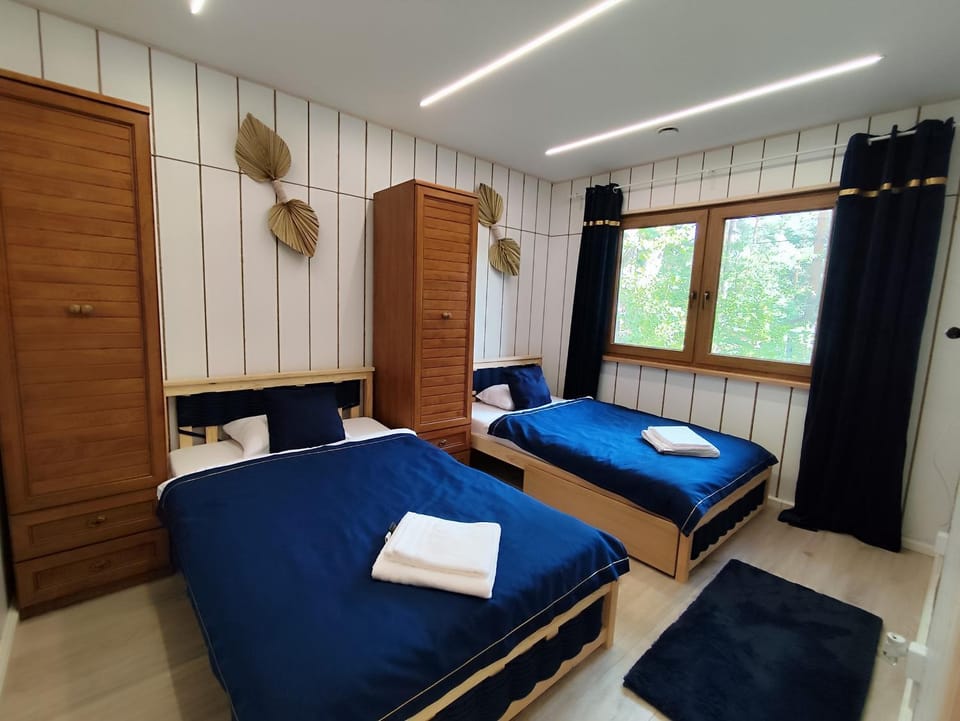 Bed, Photo of the whole room, Bedroom, towels, wardrobe