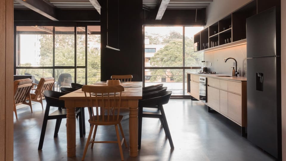 View (from property/room), Kitchen or kitchenette, Seating area, Dining area, air conditioner