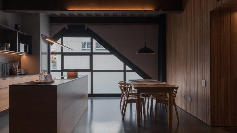 Coffee/tea facilities, Kitchen or kitchenette, Dining area, air conditioner