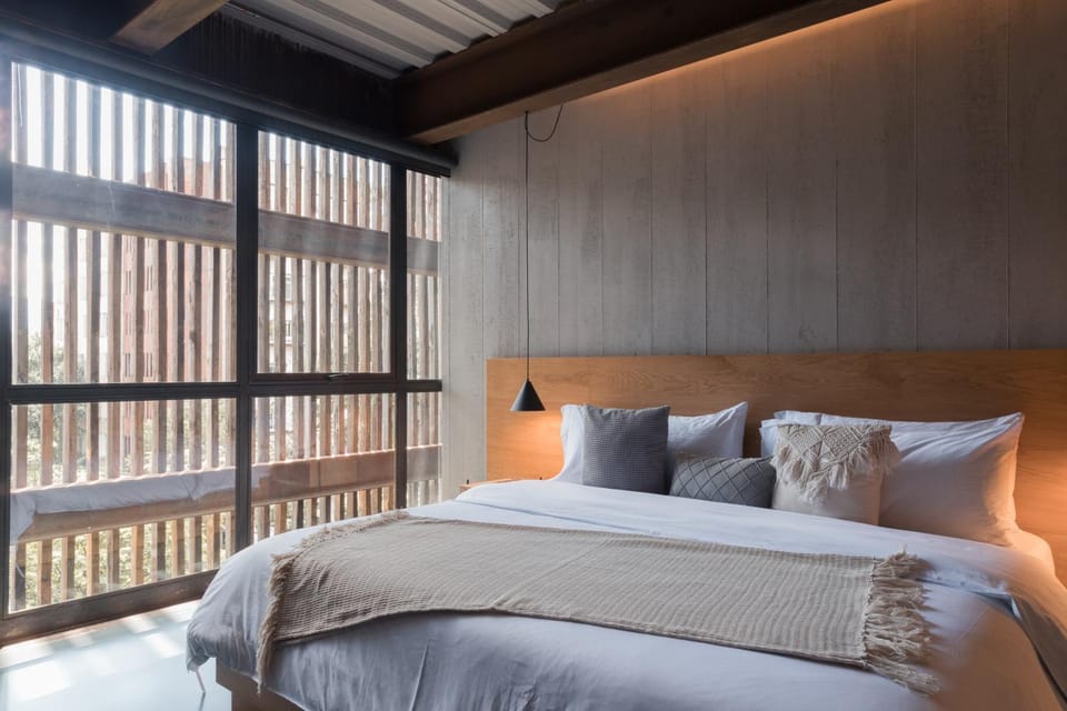 Bed, Bedroom, air conditioner