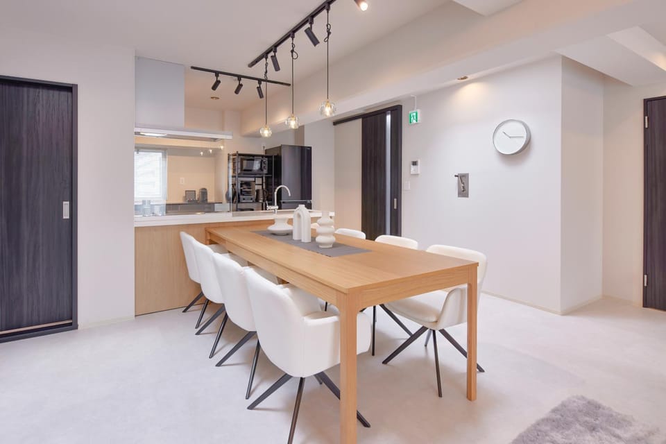 eni taniroku Apartment in Osaka