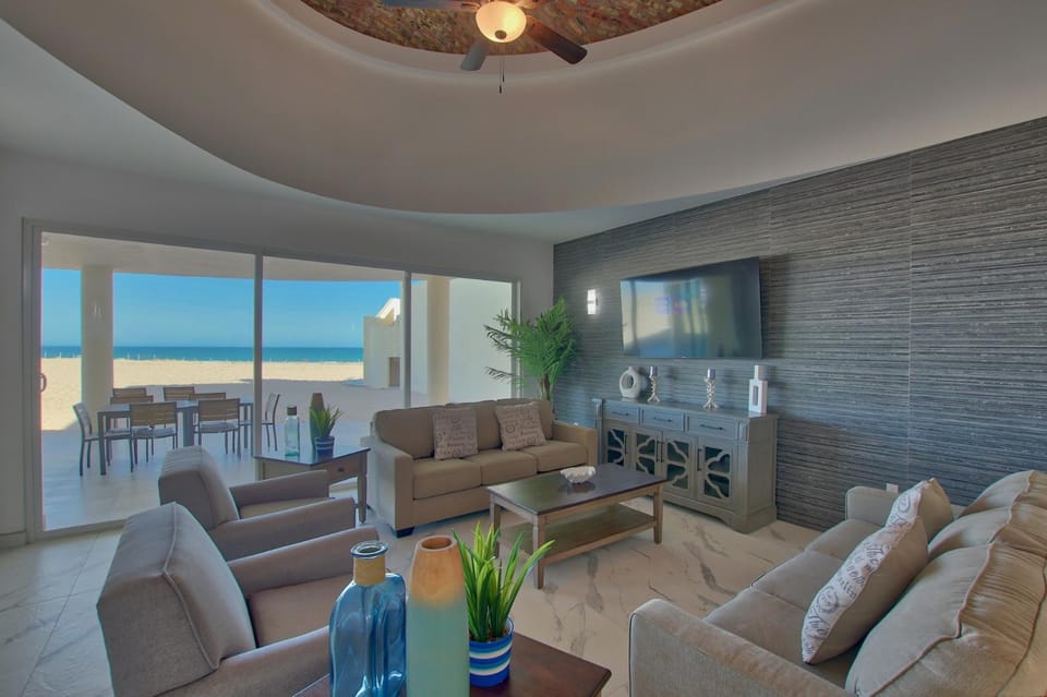 Spectacular Beachfront 5 bedroom Home V13 Playa Azul Resort House in State of Baja California