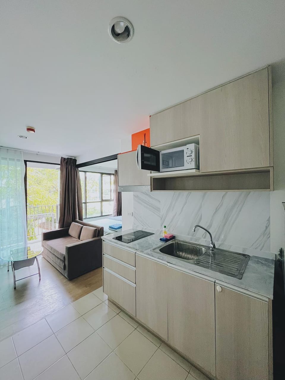 04near Shopping Malls and Naka night market Apartment in Wichit