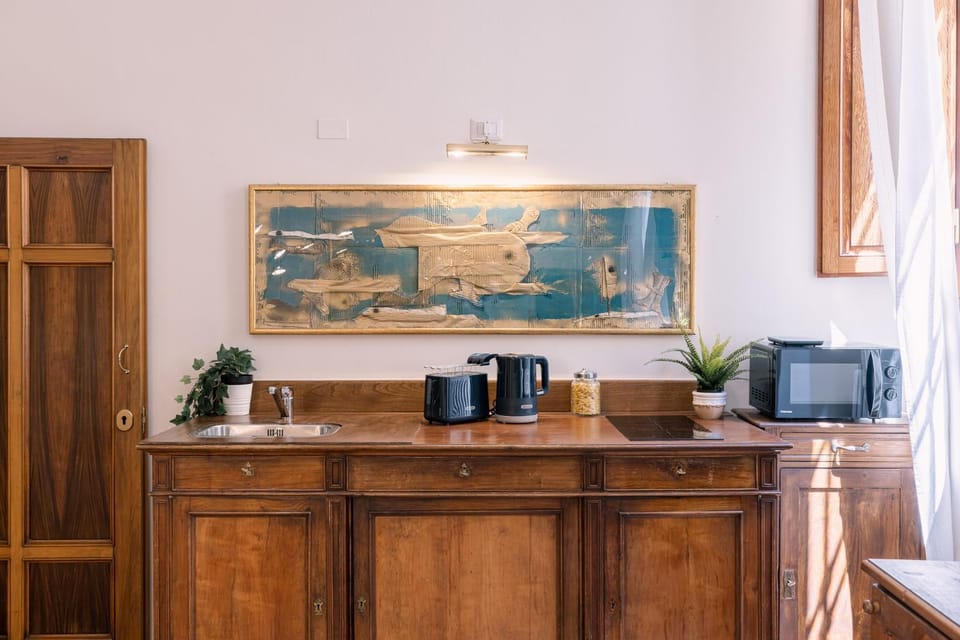 Coffee/tea facilities, Kitchen or kitchenette