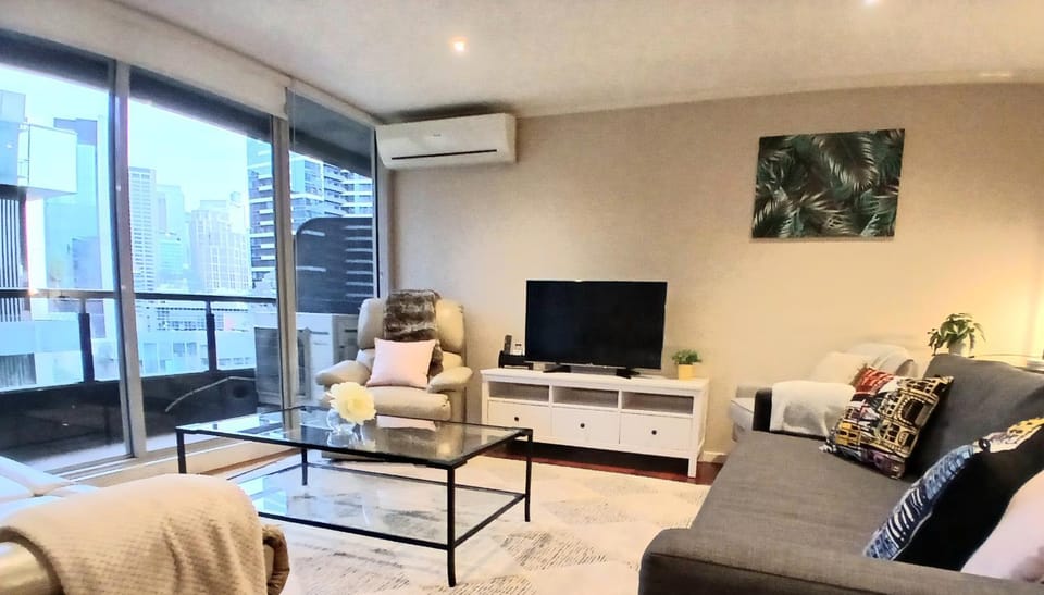 ReadySet Apartments at Southbank Condos Apartment in Southbank