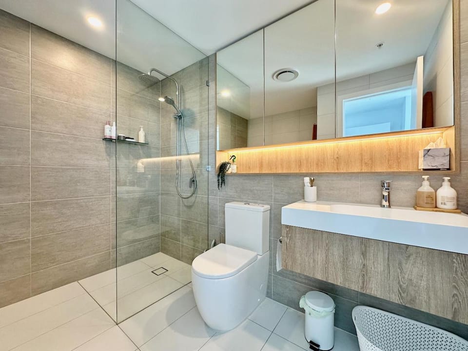 Shower, Bathroom