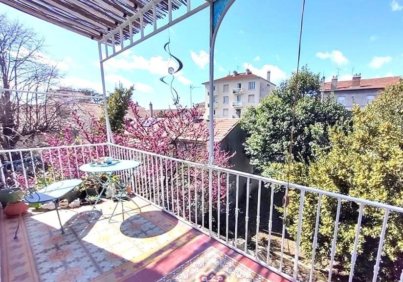 T2 Ambiance zen, hyper calme au coeur de Valence Apartment in Valence
