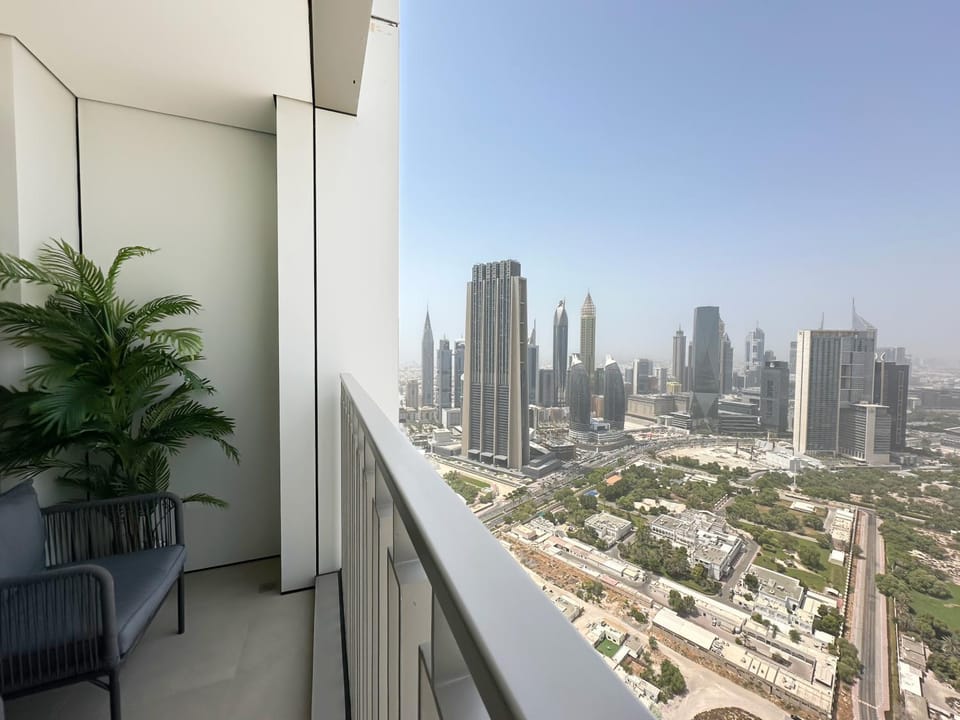 Sky High Luxury 50th FLR Lux 2BDR Apartment in Downtown Apartment in Dubai