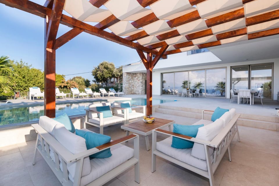 Lounge or bar