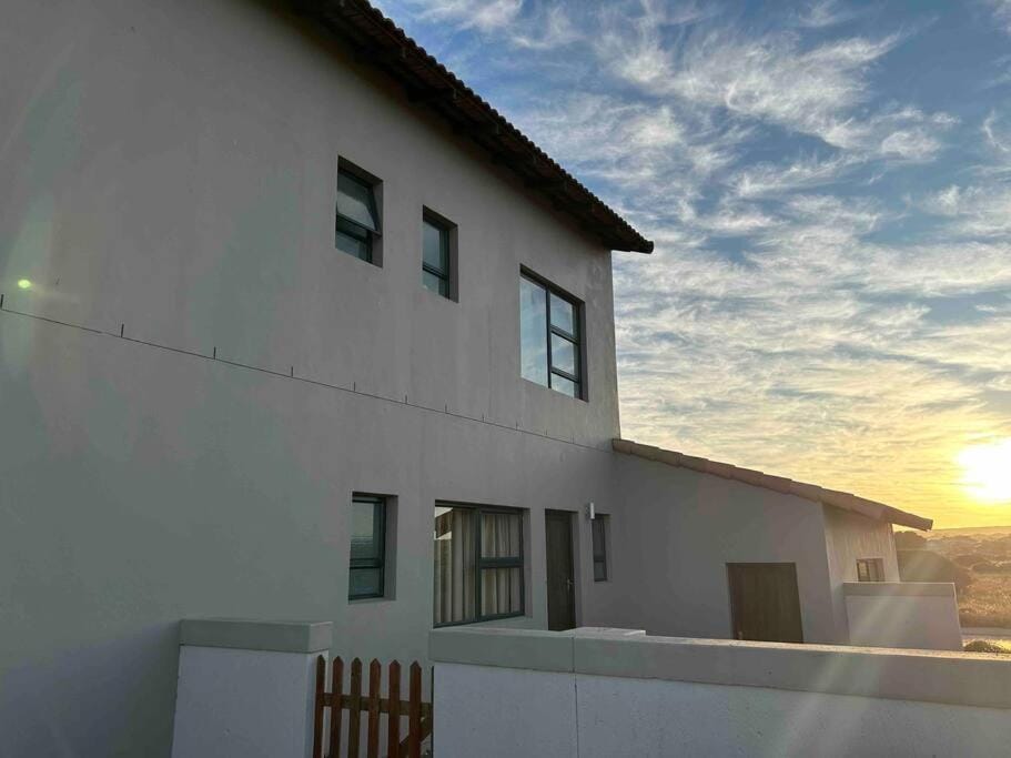 1261, Langebaan's Family Oasis House in Western Cape