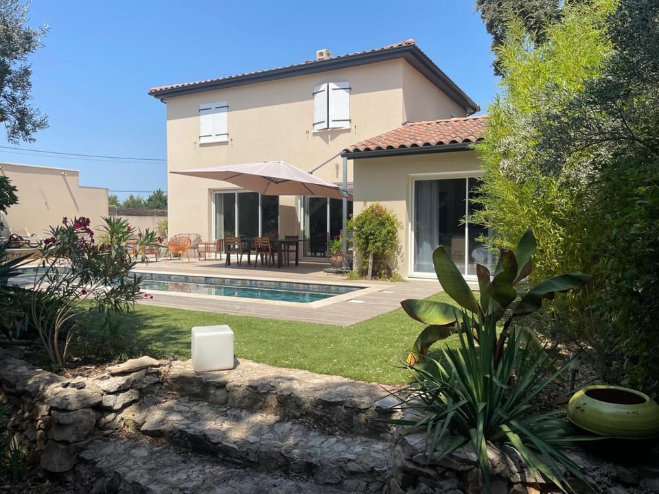 Property building, Garden, Garden, Pool view