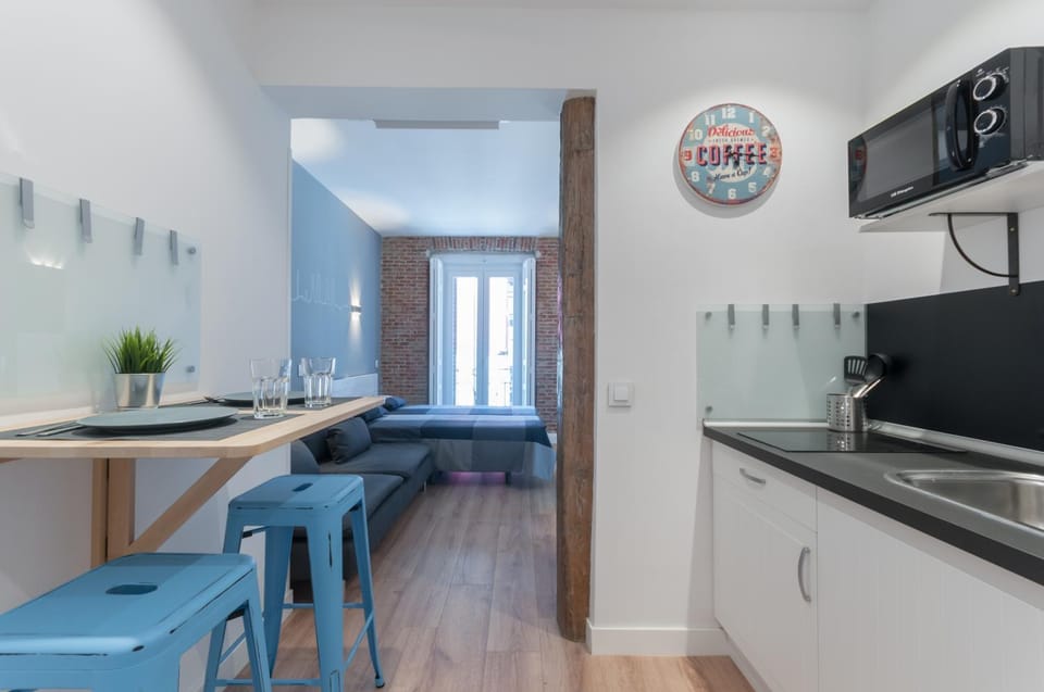 ºRA New Atocha City Centre WiFi AC SmartTVº Apartment in Centro