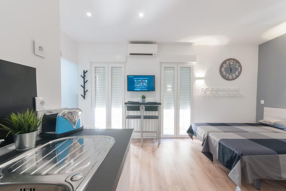 ººººRA New Atocha City Centre WiFi AC SmartTVºººº Apartment in Centro