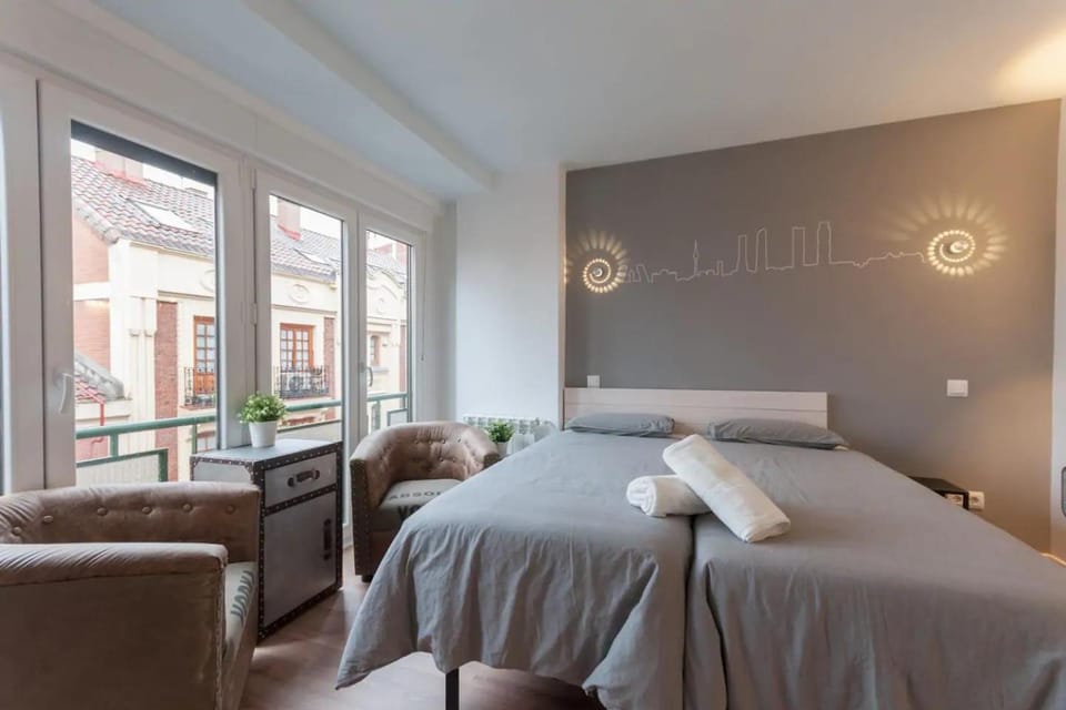 ºººDL New Atocha City Centre WiFi AC SmartTVººº Apartment in Centro