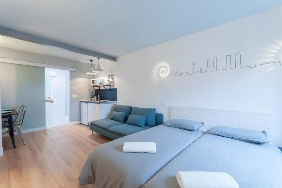 ººDL New Atocha City Centre WiFi AC SmartTVºº Apartment in Centro