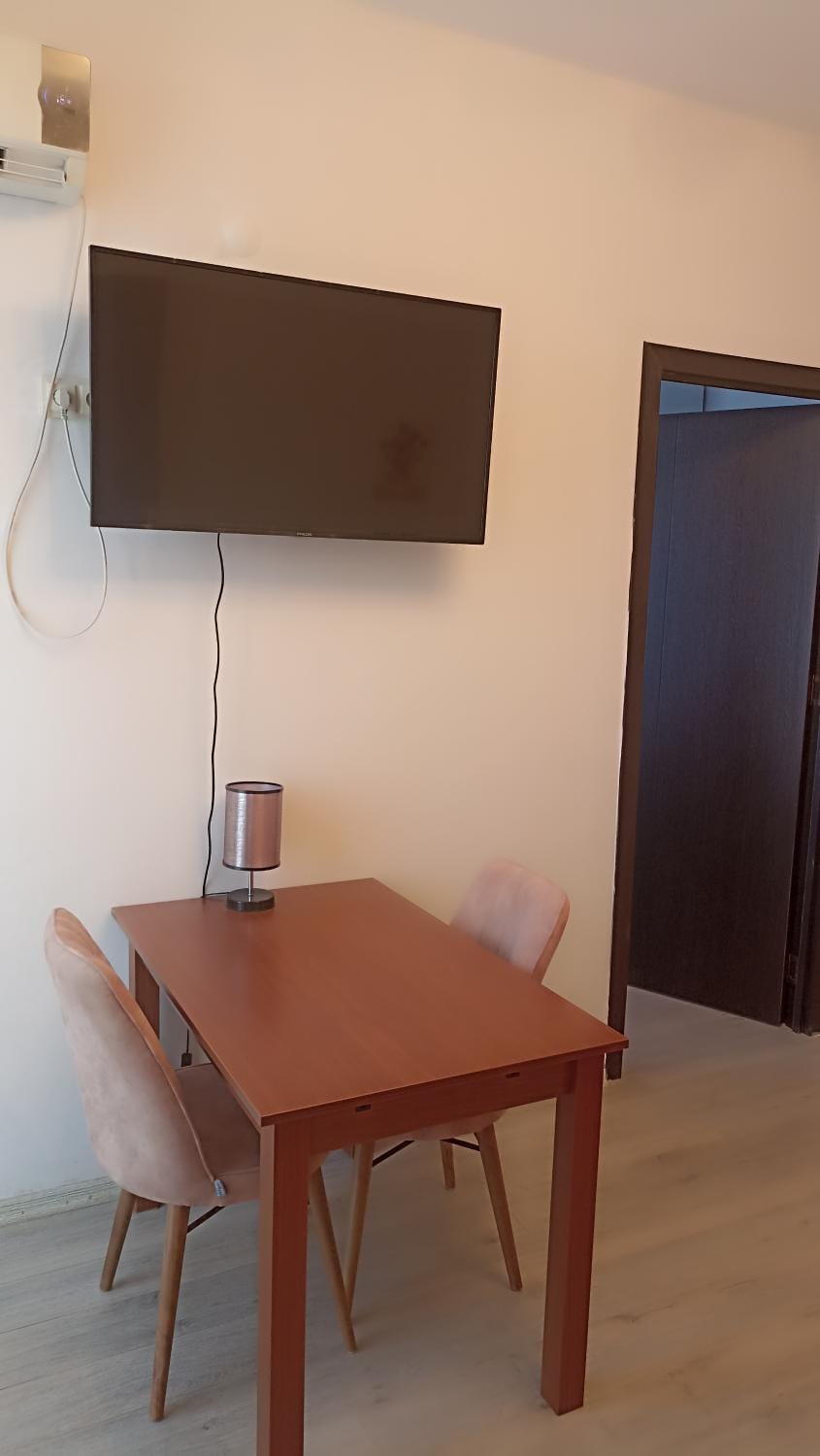 TV and multimedia, Dining area