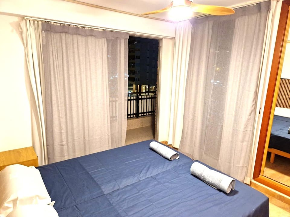 Luminoso apartamento reformado con gran terraza a 2 mins a pie de la playa de San Juan Apartment in Alicante