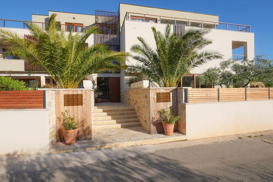 Property building, Day