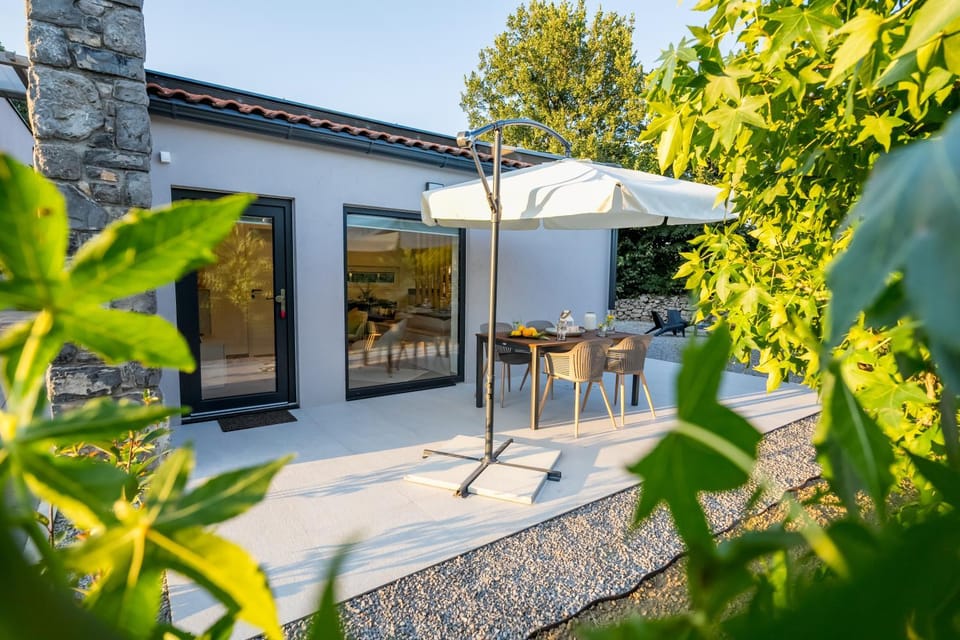 Property building, Garden