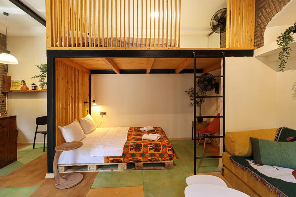 Unique Studio in Sololaki - By Wehost Apartment in Tbilisi, Georgia