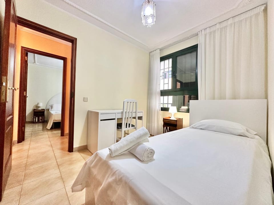 Bed, Seating area, Bedroom, towels