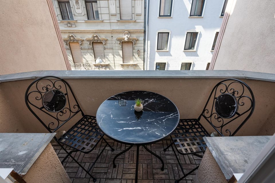 Peak Pointe Apartment Apartment in Budapest