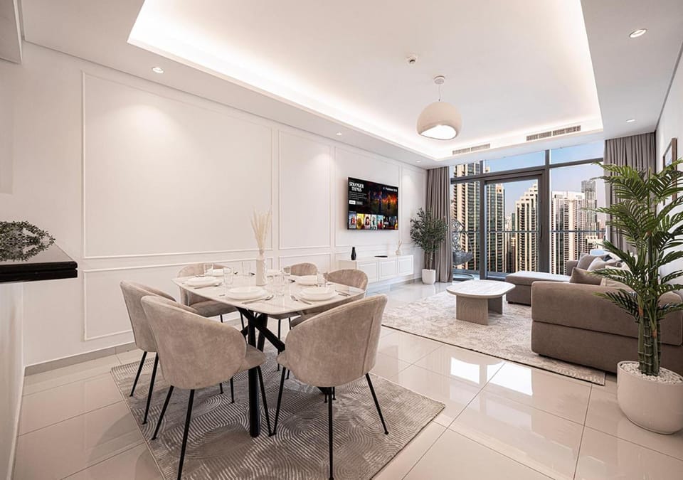 Living room, Seating area, Dining area