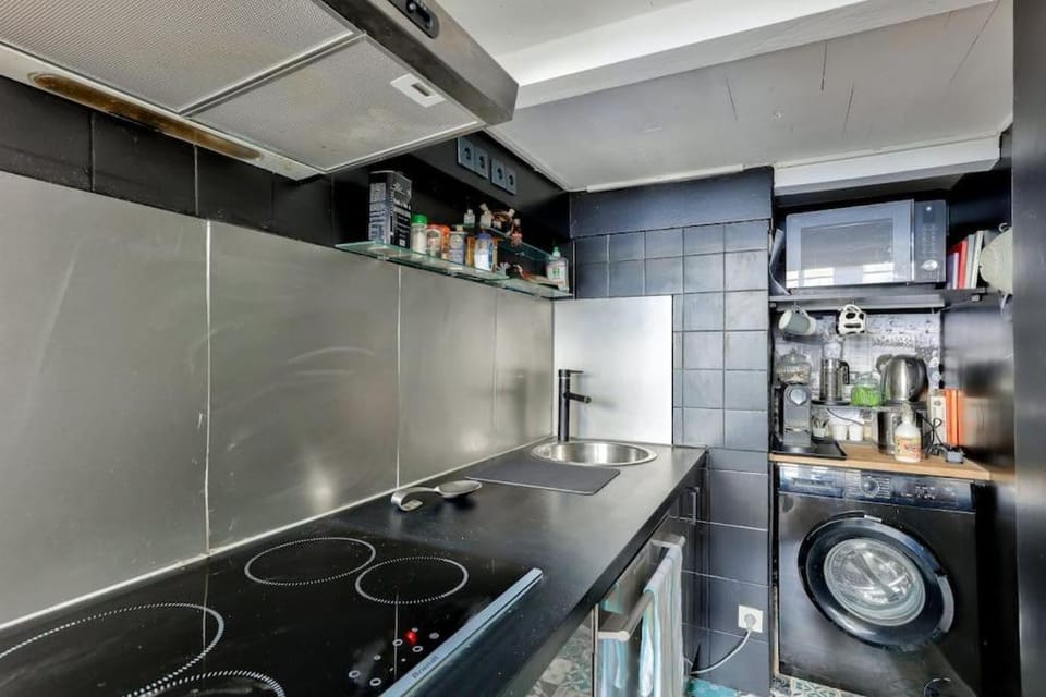 Cosy studio proche de la Basilique du Sacré-Coeur Apartment in Paris