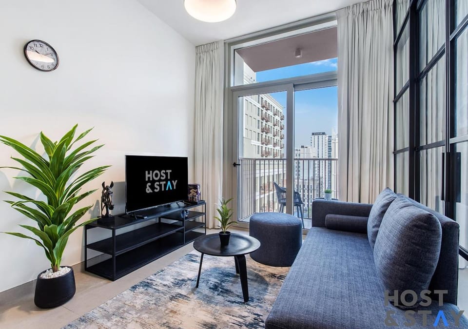 TV and multimedia, Balcony/Terrace, Living room, Seating area