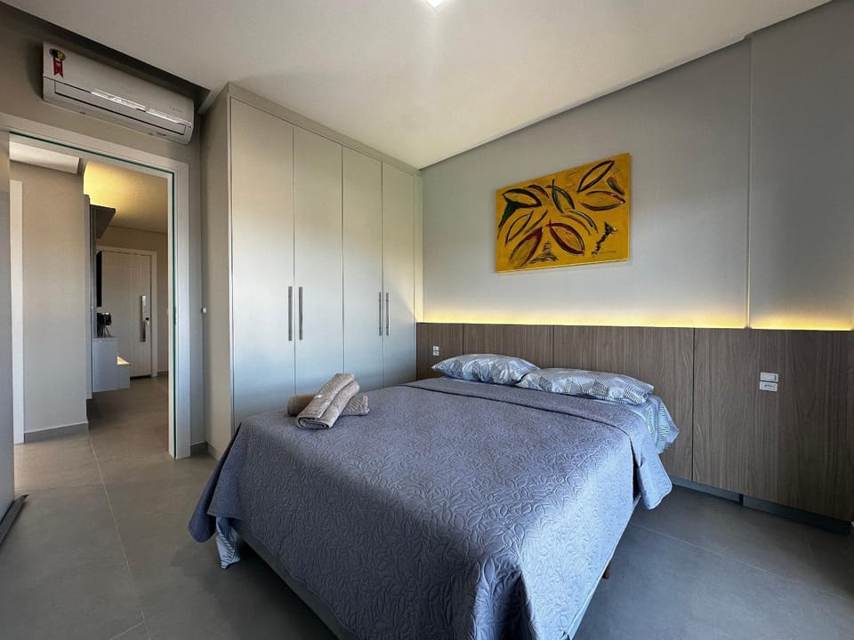 Bed, Photo of the whole room, Bedroom, wardrobe, air conditioner